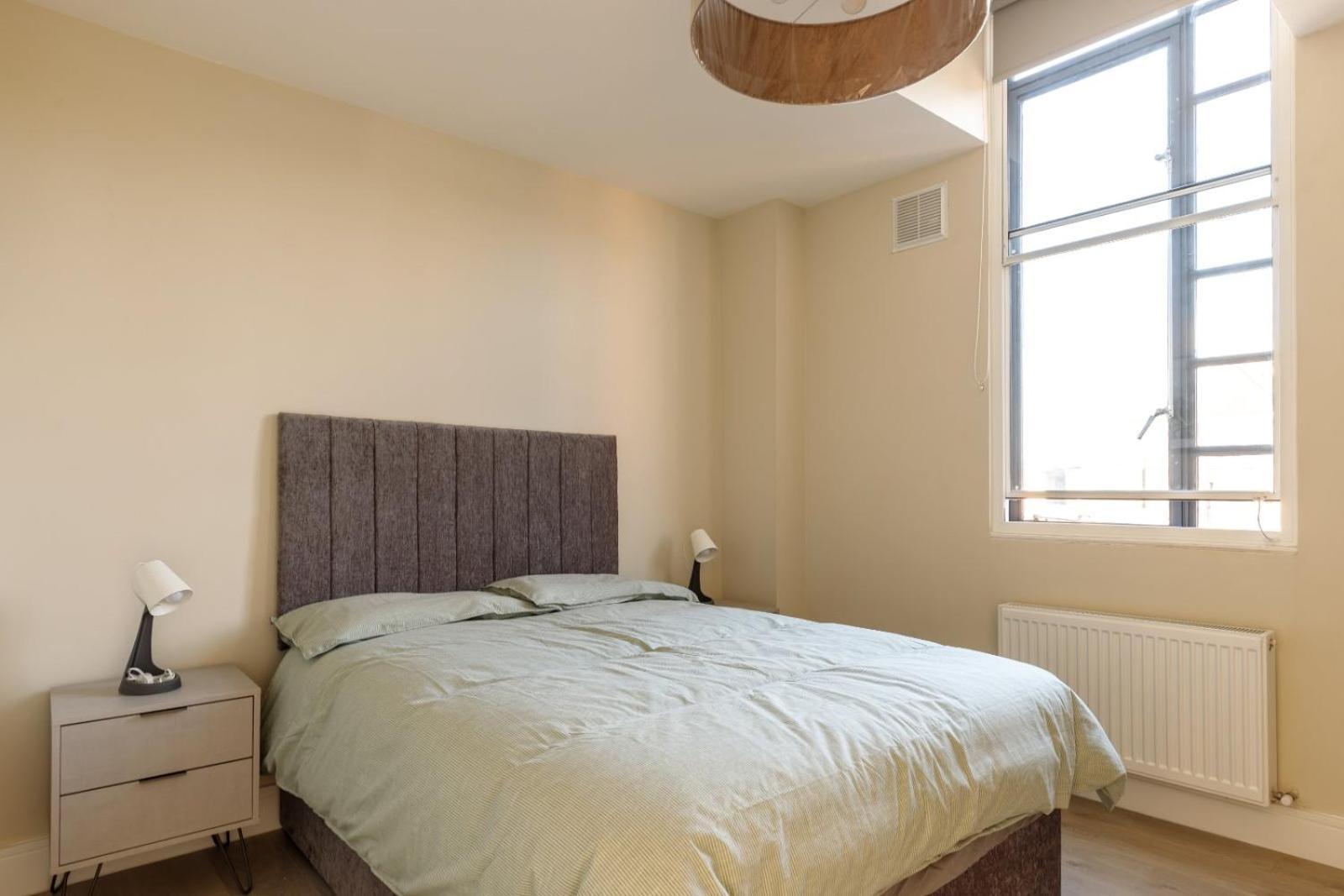 Dublin Castle Suites Екстер'єр фото