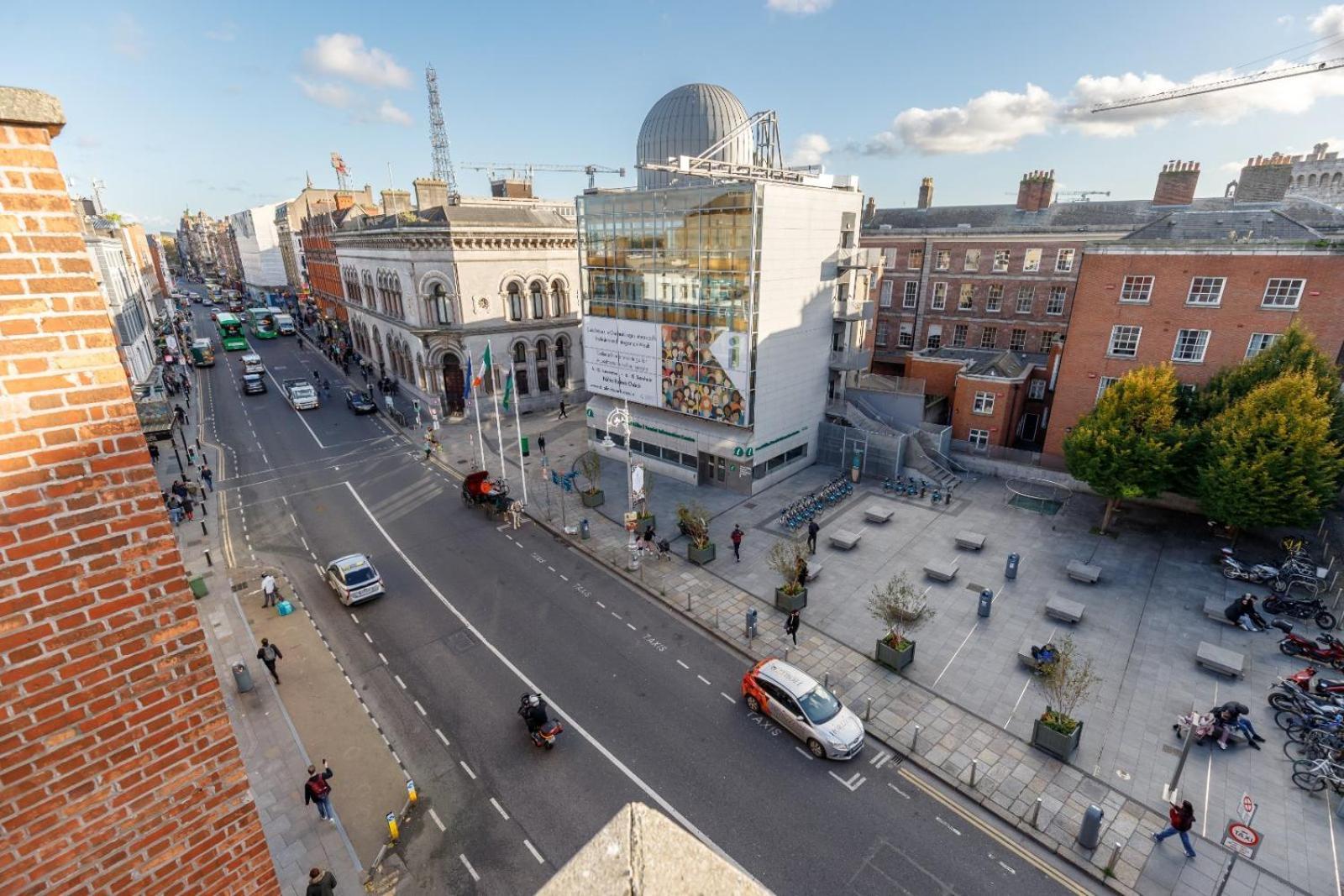 Dublin Castle Suites Екстер'єр фото
